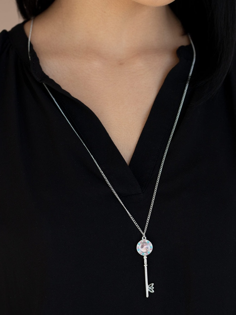 NWT Secret Silver Key Necklace & Earrings(Last Set)